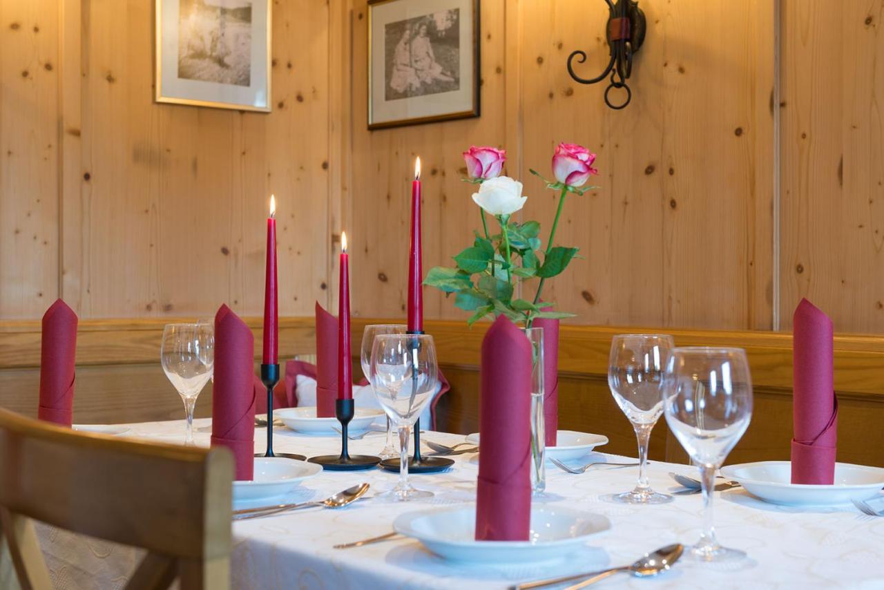 Gasthof-Pension Brauner Hirsch In Alfeld - Mittelfranken Εξωτερικό φωτογραφία