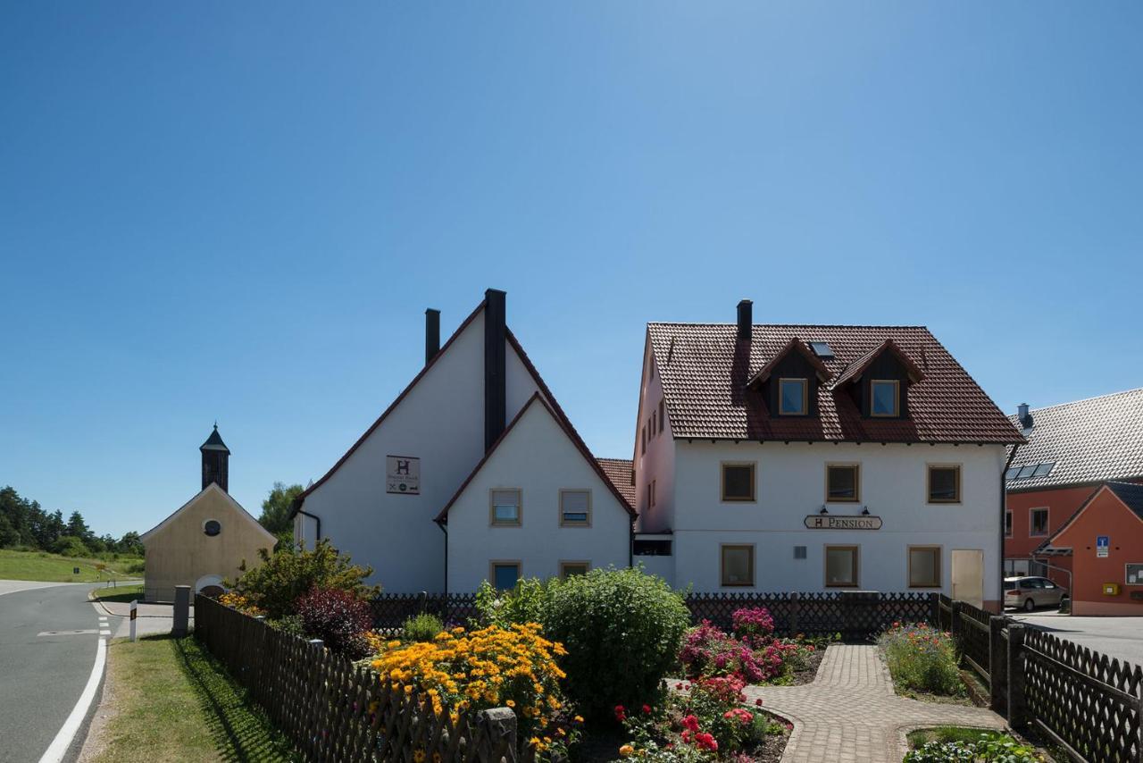 Gasthof-Pension Brauner Hirsch In Alfeld - Mittelfranken Εξωτερικό φωτογραφία