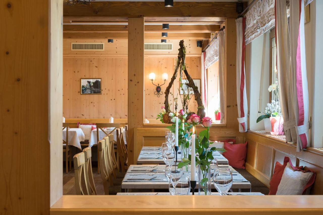 Gasthof-Pension Brauner Hirsch In Alfeld - Mittelfranken Εξωτερικό φωτογραφία