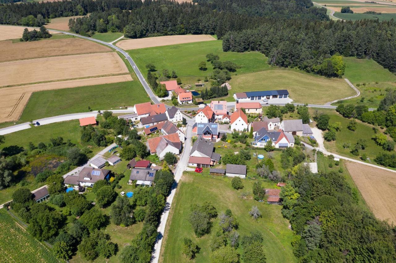 Gasthof-Pension Brauner Hirsch In Alfeld - Mittelfranken Εξωτερικό φωτογραφία